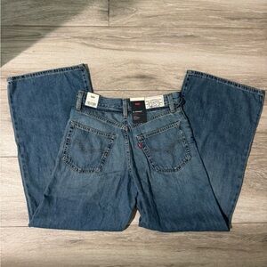 Women’s Levi XL Straight